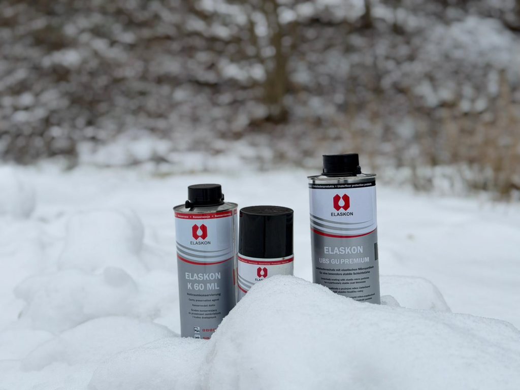 Elaskon Rostschutzprodukte für Unterbodenaufbereitung und Hohlraumkonservierung im Schnee – Elaskon UBS GU Premium und Elaskon K 60 ML